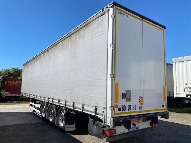 Fruehauf - Curtainsider semi-trailer: picture 1 Fruehauf - Curtainsider semi-trailer: picture 1