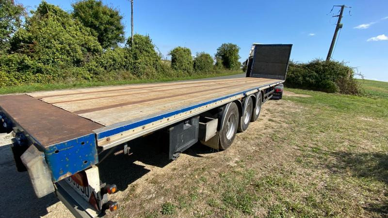 General Trailers - Dropside/ Flatbed semi-trailer: picture 3 General Trailers - Dropside/ Flatbed semi-trailer: picture 3
