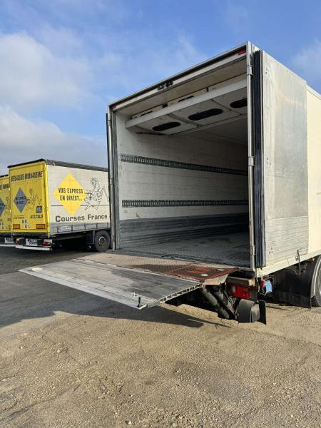 Iveco Eurocargo 160E30 - Refrigerator truck: picture 2 Iveco Eurocargo 160E30 - Refrigerator truck: picture 2