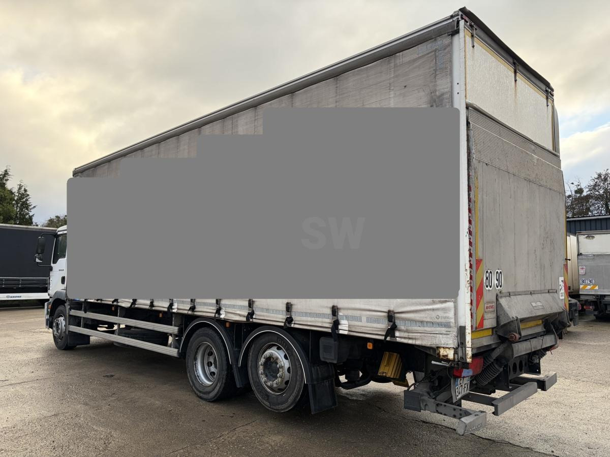 MAN TGM 26.320 - Curtainsider truck: picture 4 MAN TGM 26.320 - Curtainsider truck: picture 4