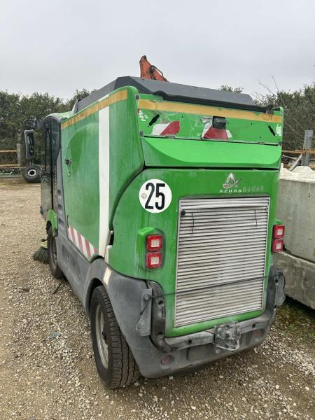 Mathieu Azura - Road sweeper: picture 4 Mathieu Azura - Road sweeper: picture 4