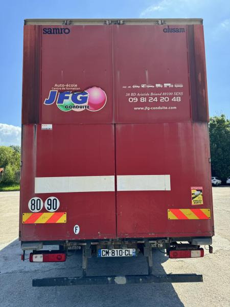 Renault Premium 450 - Curtainsider truck: picture 4 Renault Premium 450 - Curtainsider truck: picture 4
