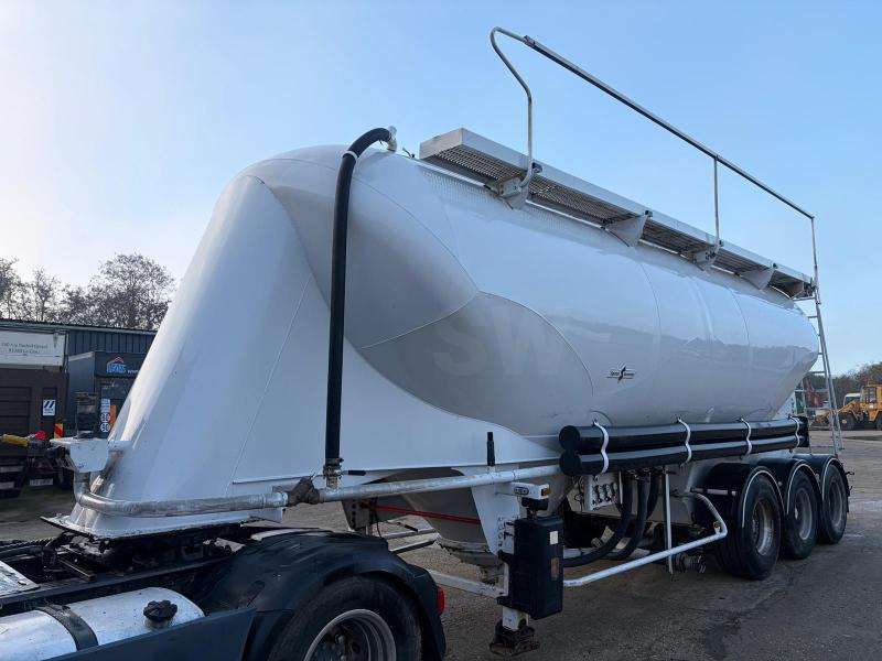 Spitzer - Tank semi-trailer: picture 2 Spitzer - Tank semi-trailer: picture 2