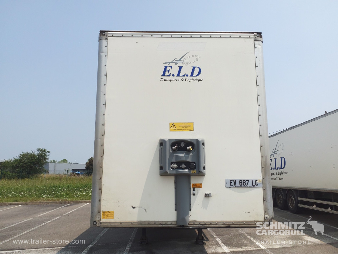 Closed box semi-trailer FRUEHAUF Dryfreight Standard Roller shutter door: picture 7