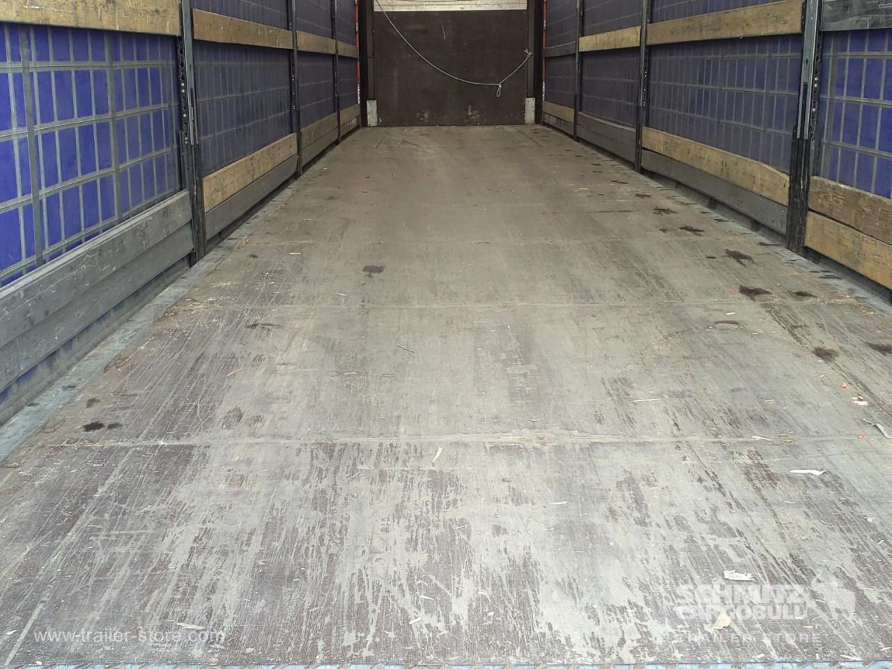 SCHMITZ Curtainsider Standard Taillift - Curtainsider semi-trailer: picture 5 SCHMITZ Curtainsider Standard Taillift - Curtainsider semi-trailer: picture 5