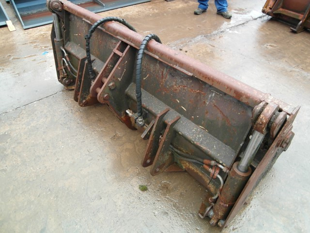 Atlas - Loader bucket: picture 3 Atlas - Loader bucket: picture 3