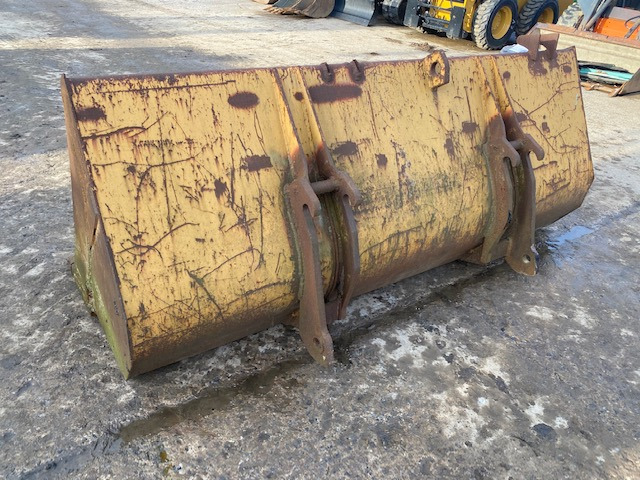 Case 580 - Loader bucket: picture 4 Case 580 - Loader bucket: picture 4