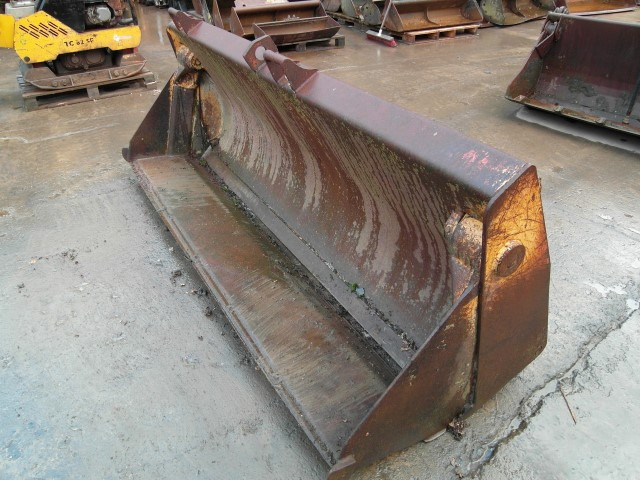 Case 580 - Loader bucket: picture 1 Case 580 - Loader bucket: picture 1