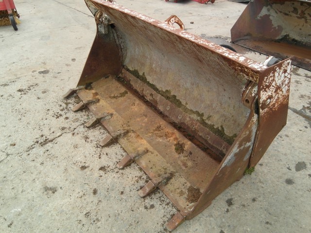 Volvo L 30 - Loader bucket: picture 1 Volvo L 30 - Loader bucket: picture 1
