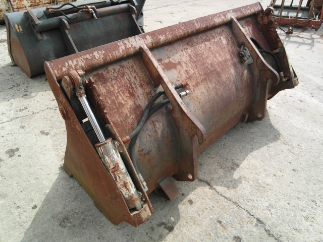 Zettelmeyer ZL 602 - Loader bucket: picture 4 Zettelmeyer ZL 602 - Loader bucket: picture 4