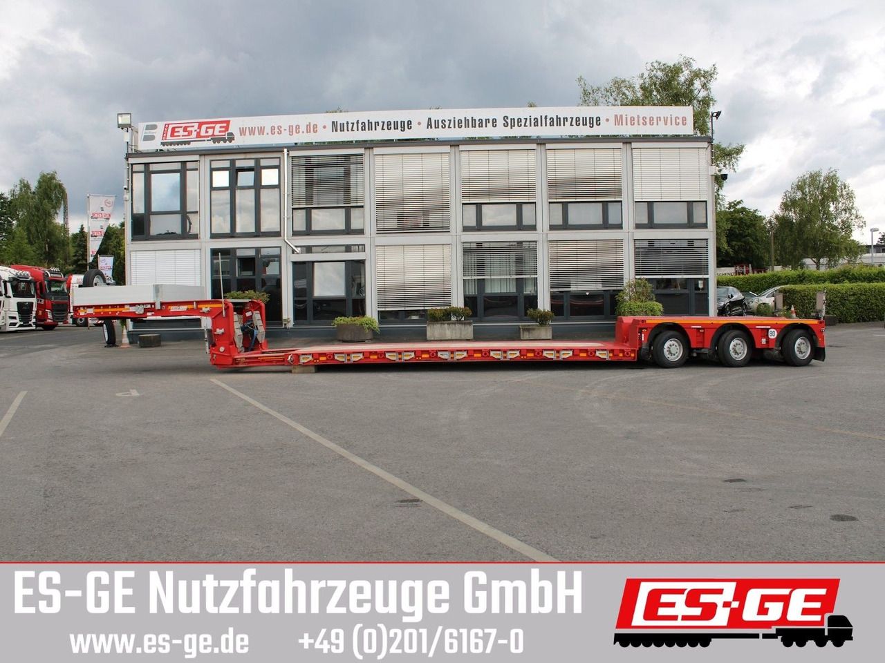Faymonville MAX Trailer MAX510 Tiefbett 3x12 t PA - Low loader semi-trailer: picture 1 Faymonville MAX Trailer MAX510 Tiefbett 3x12 t PA - Low loader semi-trailer: picture 1