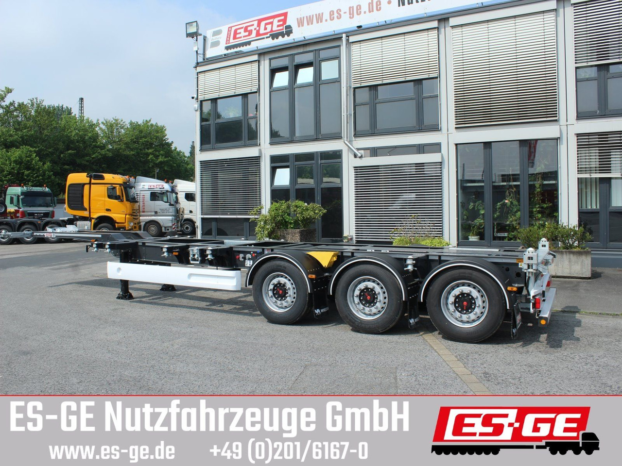 Wielton 3-Achs-Containerchassis - multifunktional - Container transporter/ Swap body semi-trailer: picture 3 Wielton 3-Achs-Containerchassis - multifunktional - Container transporter/ Swap body semi-trailer: picture 3