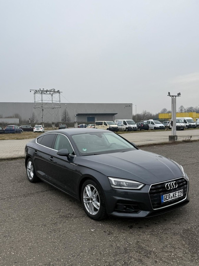 AUDI A5 Sportback 2.0 TDI Schräghecklimousine - Car: picture 2 AUDI A5 Sportback 2.0 TDI Schräghecklimousine - Car: picture 2