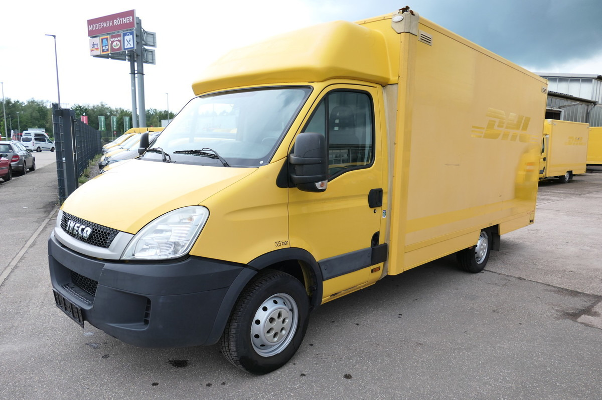 IVECO Daily 35 S11 C30C AUTOMATIK KAMERA MAXI Regale D - Box van: picture 2 IVECO Daily 35 S11 C30C AUTOMATIK KAMERA MAXI Regale D - Box van: picture 2