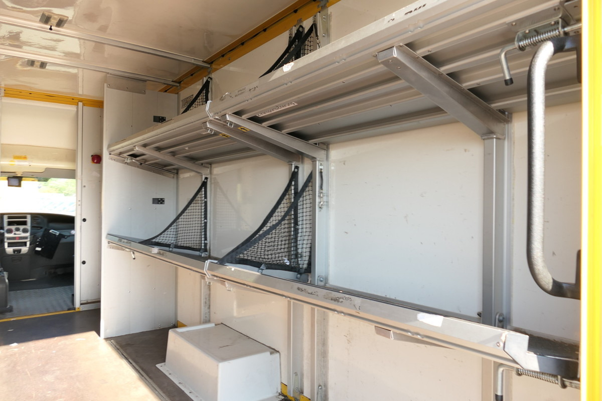 Box van IVECO Daily 35 S11 C30C AUTOMATIK KAMERA MAXI Regale D: picture 9