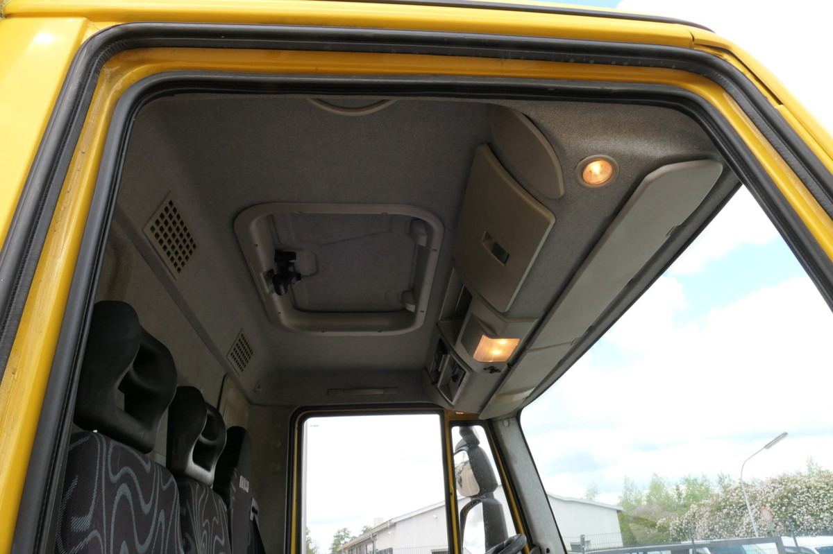 IVECO EuroCargo ML 120 E 28 - Box truck: picture 5 IVECO EuroCargo ML 120 E 28 - Box truck: picture 5