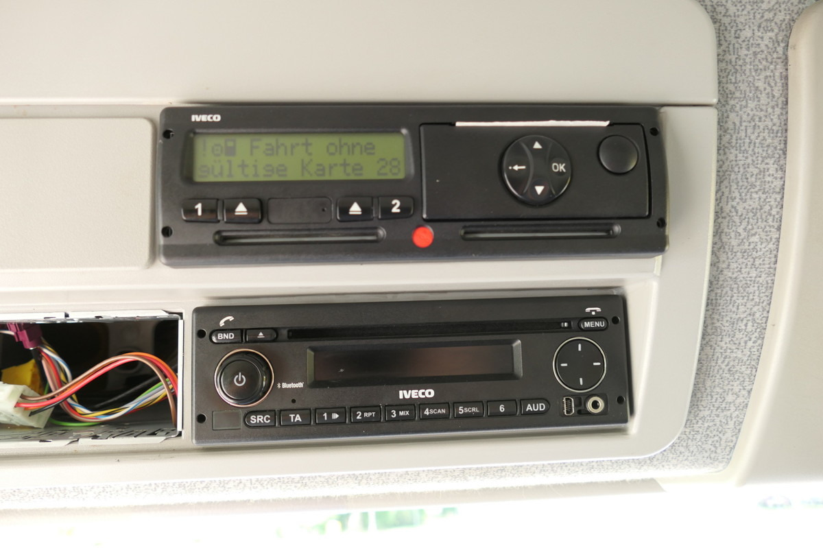 Box van IVECO EuroCargo ML 75 E 16 P LBW LUFT AUTOMATIK COC EU: picture 13 Box van IVECO EuroCargo ML 75 E 16 P LBW LUFT AUTOMATIK COC EU: picture 13