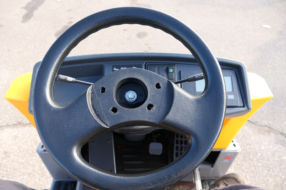 Tow tractor JUNGHEINRICH EZS 570 Schlepper: picture 8