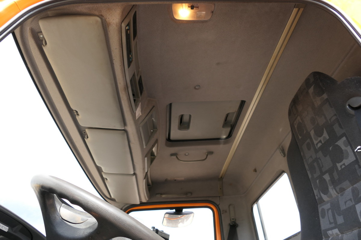 Tipper, Crane truck MERCEDES-BENZ 1828 AK Kran Axor-R Atlas 85.2 Kipper Winterdien: picture 12