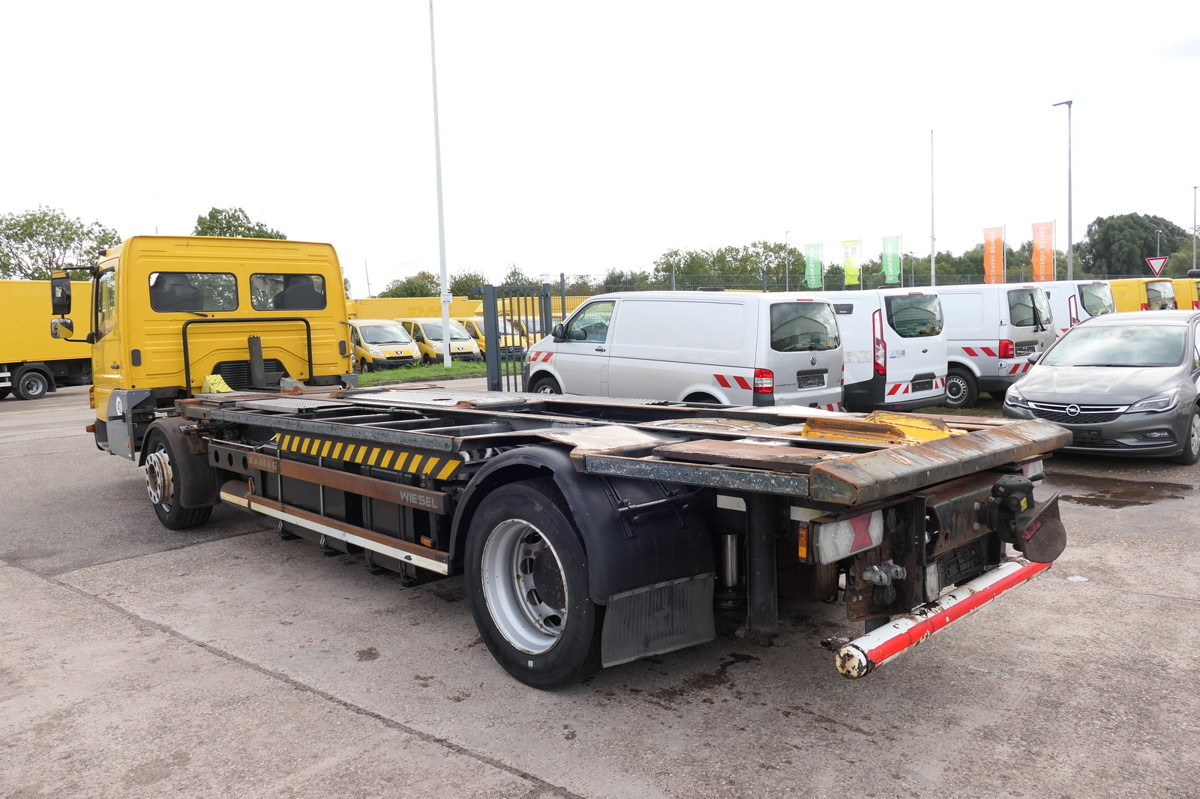 MERCEDES-BENZ KAMAG WBH 25 Wiesel Sattelkupplung Umsetzfahrz. - Container transporter/ Swap body truck: picture 5 MERCEDES-BENZ KAMAG WBH 25 Wiesel Sattelkupplung Umsetzfahrz. - Container transporter/ Swap body truck: picture 5