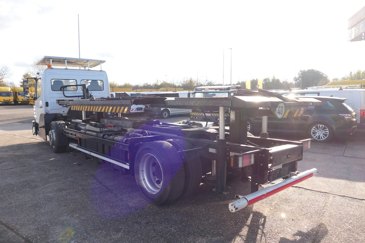 MERCEDES-BENZ Kamag Wiesel WBH 25 E4-D - Container transporter/ Swap body truck: picture 4 MERCEDES-BENZ Kamag Wiesel WBH 25 E4-D - Container transporter/ Swap body truck: picture 4