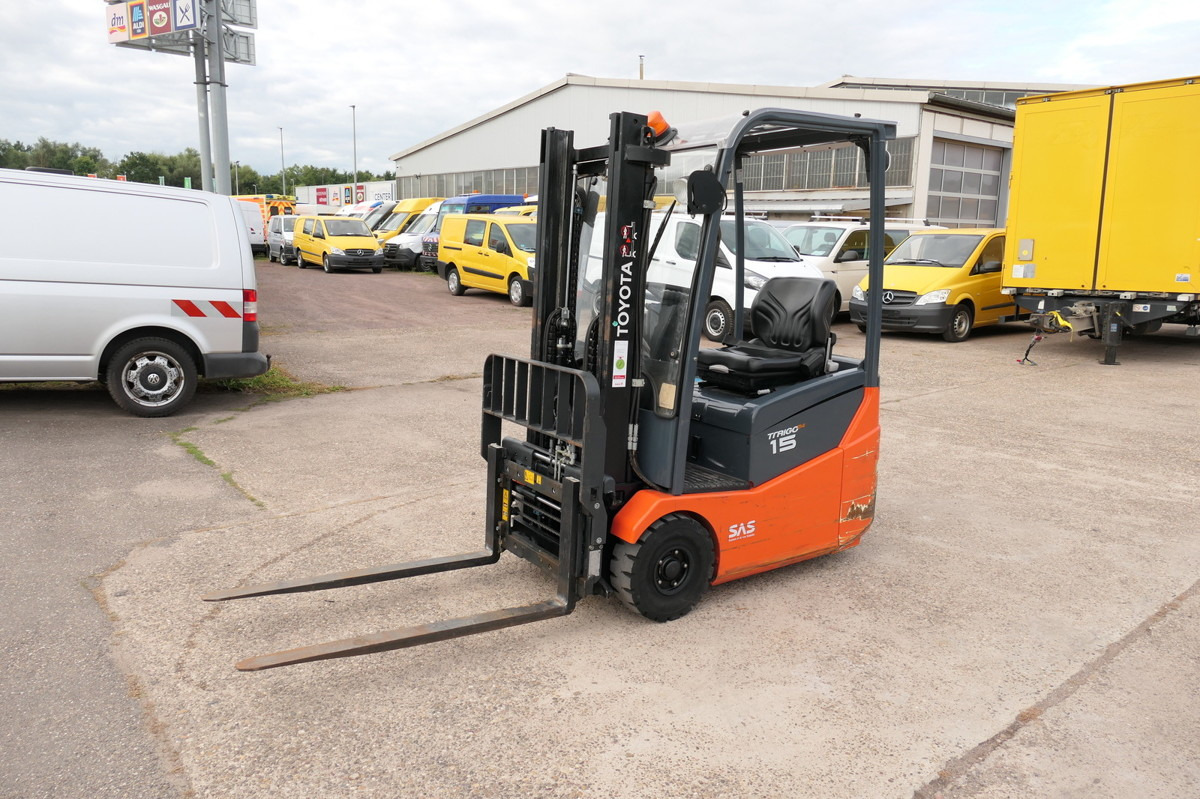 TOYOTA 7 FBEST 15 DUPLEX 4-VENTIL 3-Rad - Electric forklift: picture 2 TOYOTA 7 FBEST 15 DUPLEX 4-VENTIL 3-Rad - Electric forklift: picture 2