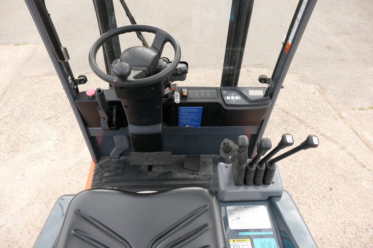 TOYOTA 7 FBEST 15 DUPLEX 4-VENTIL 3-Rad - Electric forklift: picture 5 TOYOTA 7 FBEST 15 DUPLEX 4-VENTIL 3-Rad - Electric forklift: picture 5