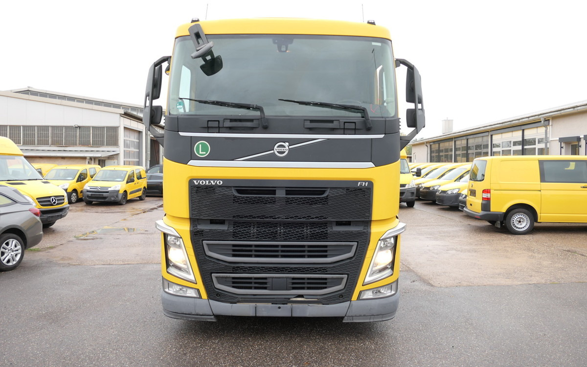 VOLVO FH 26.420 6x2 BDF - Container transporter/ Swap body truck: picture 2 VOLVO FH 26.420 6x2 BDF - Container transporter/ Swap body truck: picture 2