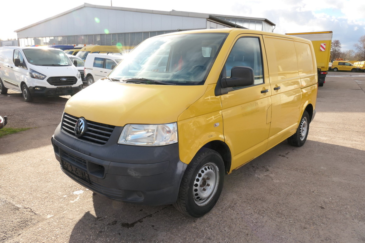 VW T5 Transporter 1.9 TDI 2-Sitzer PARKTRONIK 2xSCH - Small van: picture 3 VW T5 Transporter 1.9 TDI 2-Sitzer PARKTRONIK 2xSCH - Small van: picture 3