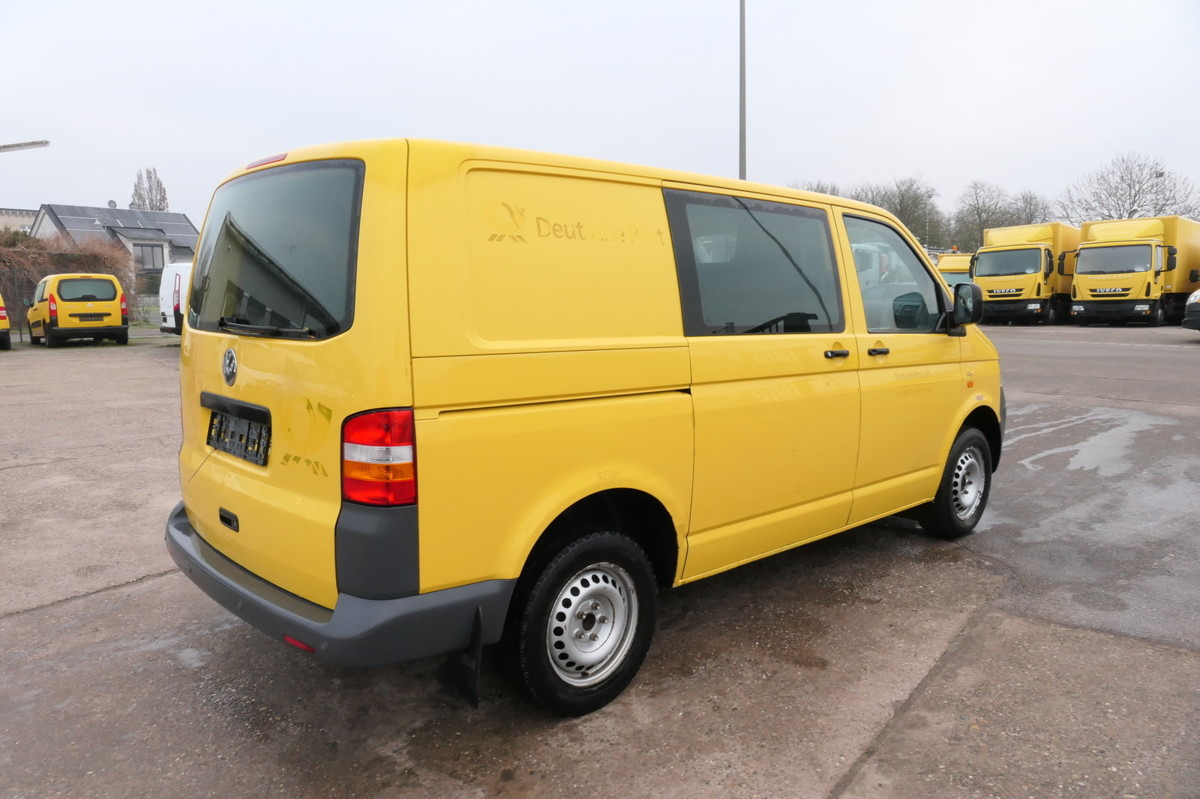 VW T5 Transporter 1.9 TDI PARKTRONIK 2xSCHIEBETÜR - Small van: picture 4 VW T5 Transporter 1.9 TDI PARKTRONIK 2xSCHIEBETÜR - Small van: picture 4