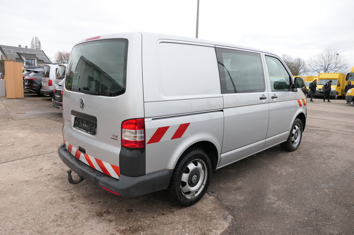 VW T5 Transporter 2.0 TDI 2Sitzer 4Motion AHK KLIMA - Small van: picture 4 VW T5 Transporter 2.0 TDI 2Sitzer 4Motion AHK KLIMA - Small van: picture 4