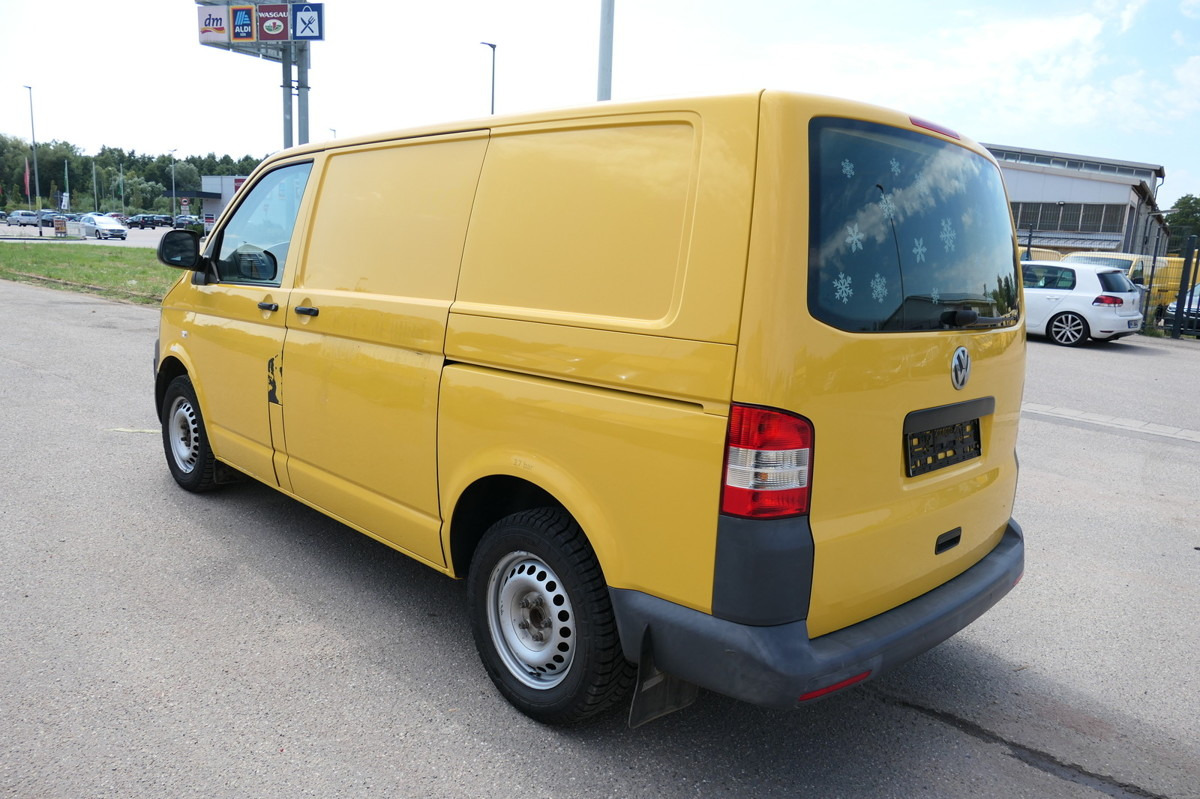 VW T5 Transporter 2.0 TDI 2xSCHIEBETÜR PARKTRONIK E - Small van: picture 5 VW T5 Transporter 2.0 TDI 2xSCHIEBETÜR PARKTRONIK E - Small van: picture 5