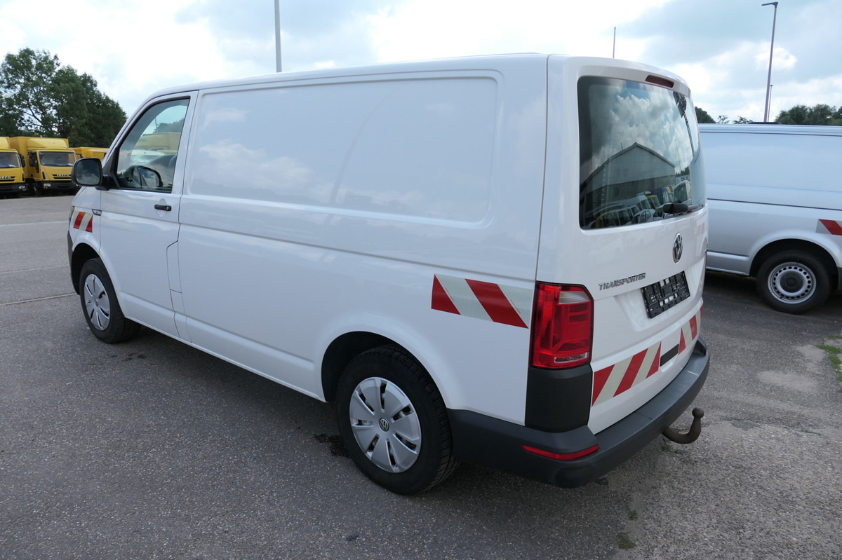 VW T6 Transporter 2.0 TDI 4Motion 3Sitzer KLIMA AHK - Small van: picture 5 VW T6 Transporter 2.0 TDI 4Motion 3Sitzer KLIMA AHK - Small van: picture 5