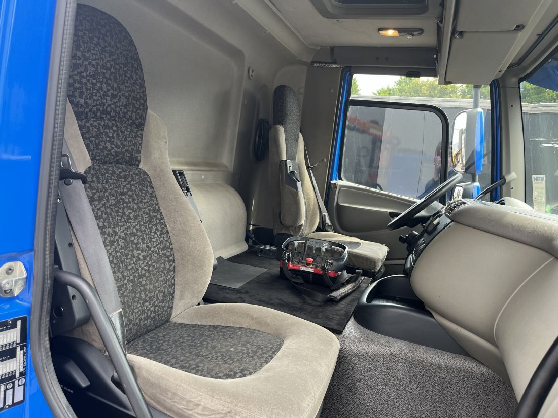 DAF CF 85.360 6x2 NCH cable system - Palfinger PK 18002 - Container transporter/ Swap body truck, Crane truck: picture 4 DAF CF 85.360 6x2 NCH cable system - Palfinger PK 18002 - Container transporter/ Swap body truck, Crane truck: picture 4