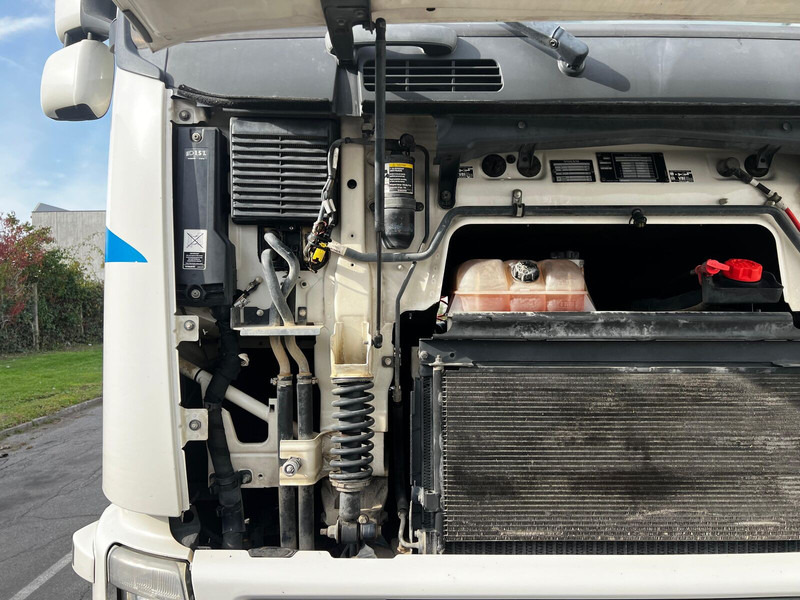 Tractor unit Volvo FH13 460: picture 12