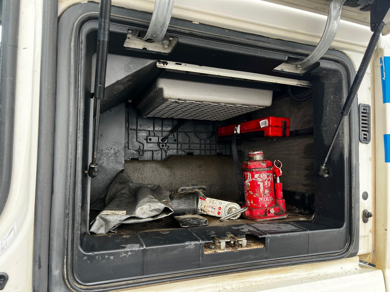 Tractor unit Volvo FH13 460: picture 16