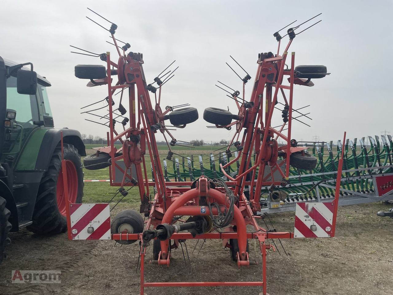 Kuhn GF 8501 - Tedder/ Rake: picture 1 Kuhn GF 8501 - Tedder/ Rake: picture 1