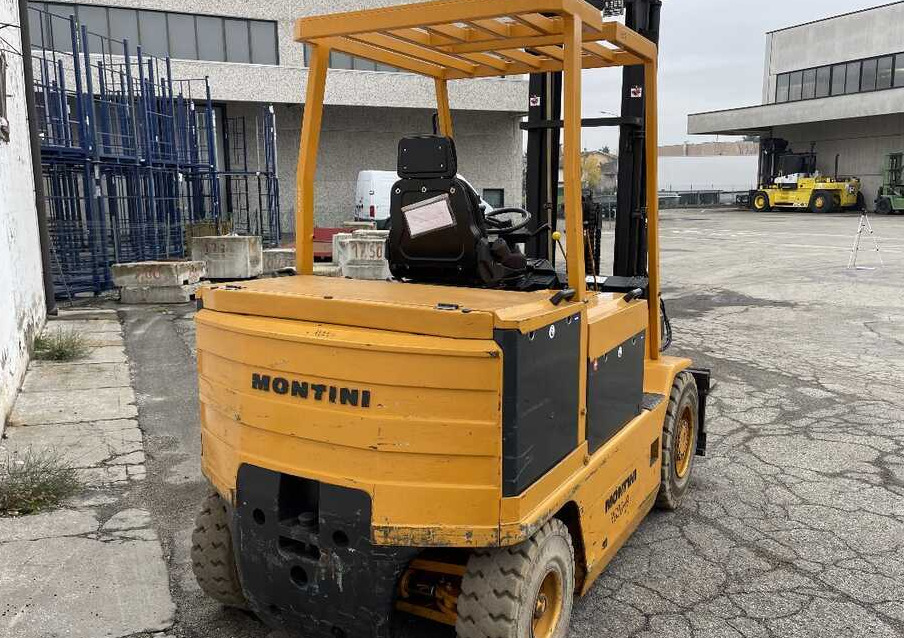 Montini 4000 AE (1000 ore di lavoro) - Electric forklift: picture 5 Montini 4000 AE (1000 ore di lavoro) - Electric forklift: picture 5
