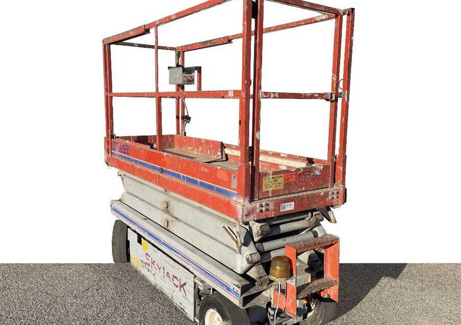 SKYJACK 3220 - Scissor lift: picture 1 SKYJACK 3220 - Scissor lift: picture 1