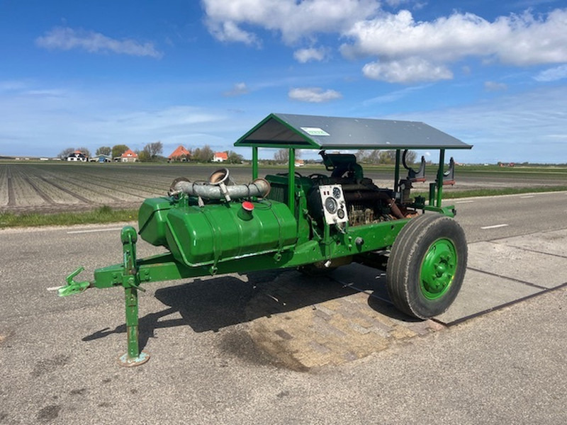 DAF 615 - Tractor mounted sprayer: picture 1 DAF 615 - Tractor mounted sprayer: picture 1