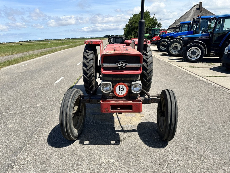 Massey Ferguson 158 - Farm tractor: picture 2 Massey Ferguson 158 - Farm tractor: picture 2