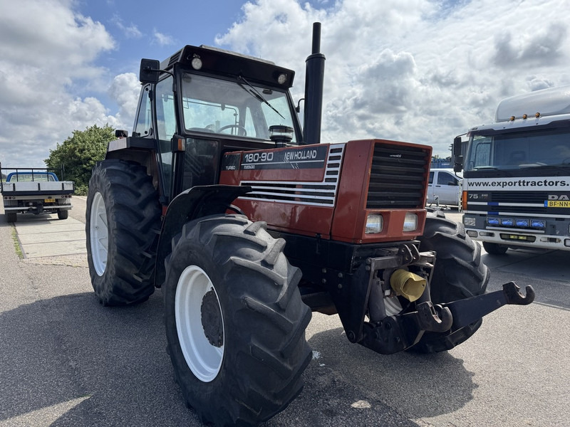New Holland 180-90DT - Farm tractor: picture 3 New Holland 180-90DT - Farm tractor: picture 3