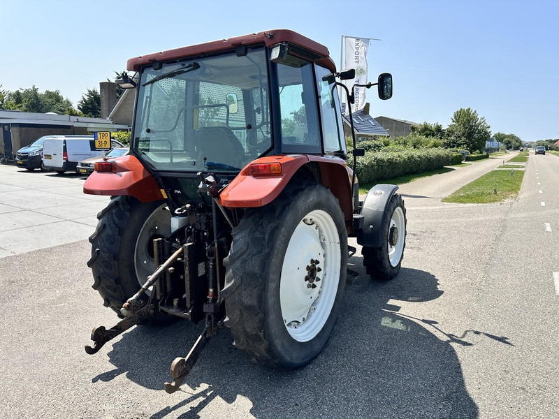 Farm tractor New Holland L 75: picture 13