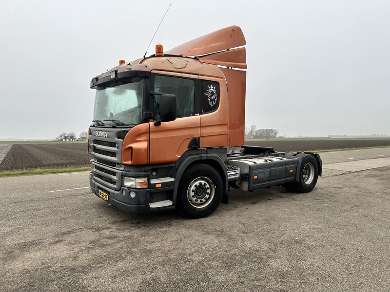 Scania P340 - Tractor unit: picture 1 Scania P340 - Tractor unit: picture 1