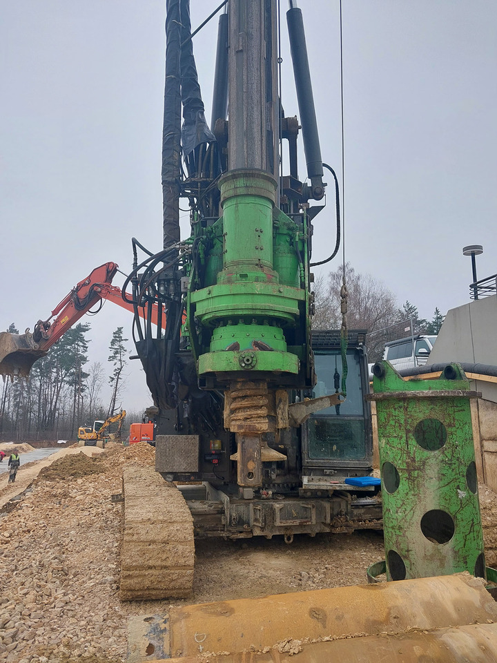 Delmag RH 18/200 - Pile driver: picture 4 Delmag RH 18/200 - Pile driver: picture 4