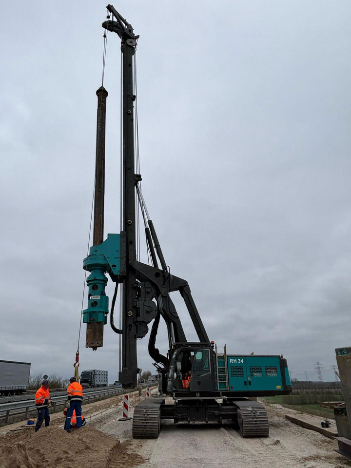 Delmag RH34 - Pile driver: picture 2 Delmag RH34 - Pile driver: picture 2