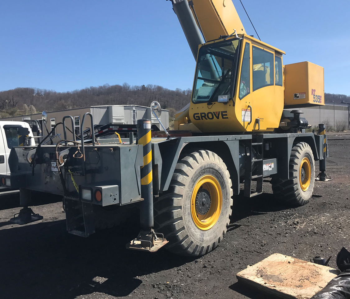 Grove RT535E - Rough terrain crane: picture 3 Grove RT535E - Rough terrain crane: picture 3