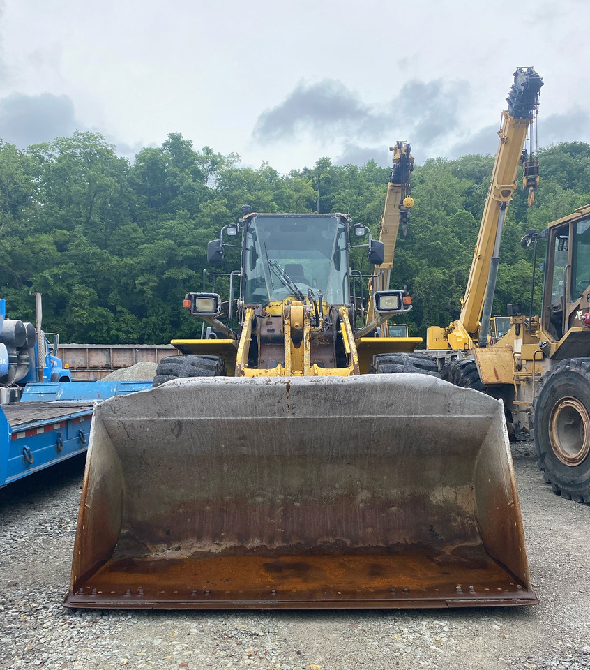 Komatsu WA380-7 - Wheel loader: picture 4 Komatsu WA380-7 - Wheel loader: picture 4