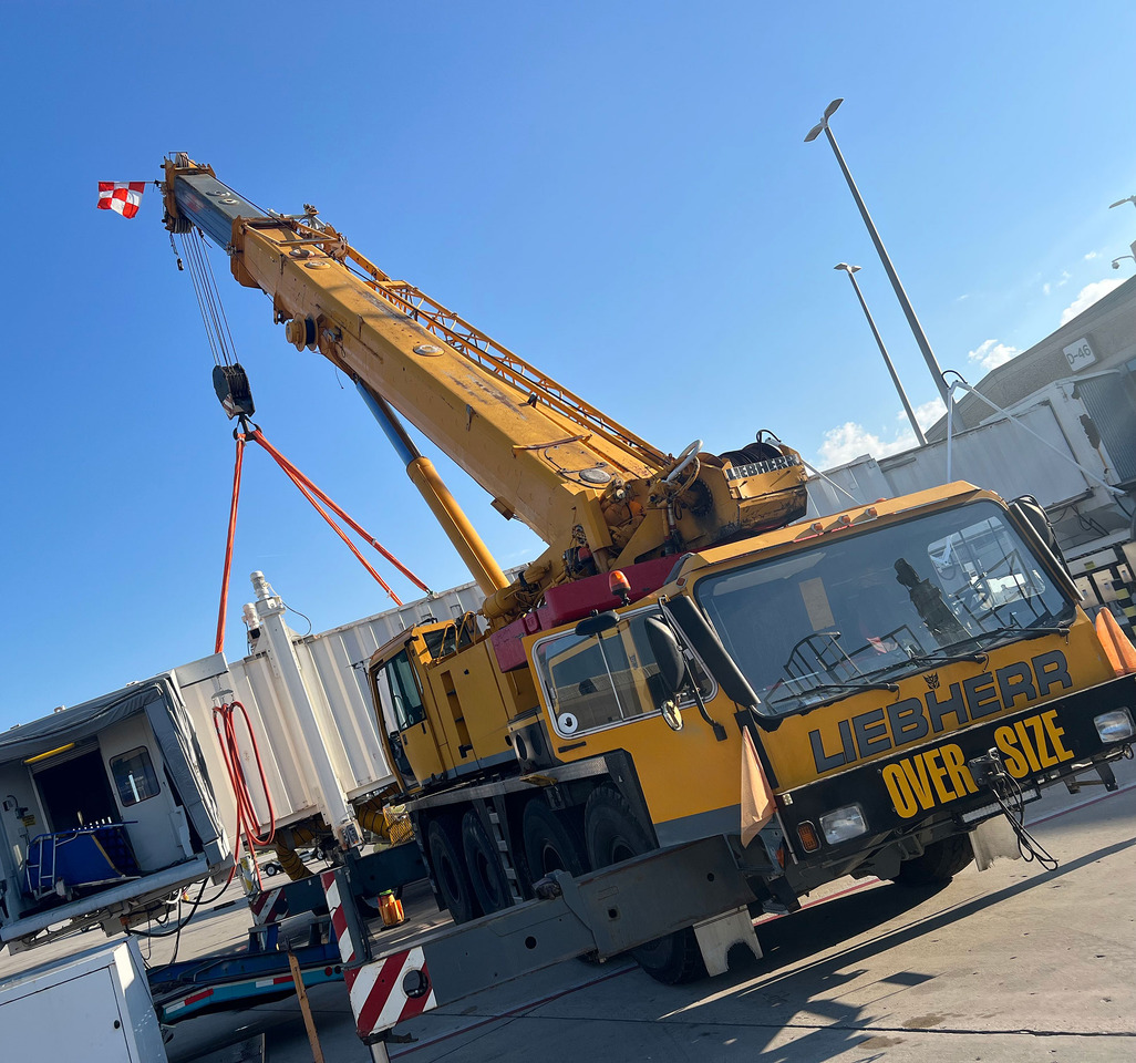 Liebherr LTM 1090-2 - Mobile crane: picture 2 Liebherr LTM 1090-2 - Mobile crane: picture 2