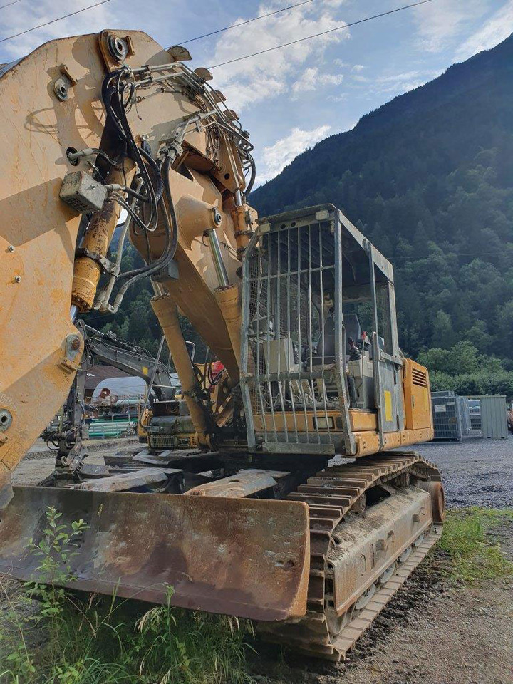 Liebherr R943T - Crawler excavator: picture 3 Liebherr R943T - Crawler excavator: picture 3